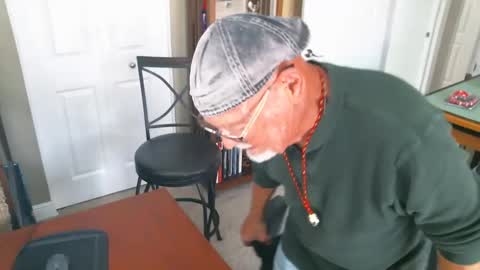Vueuorme online show from 12/17/24, 06:53