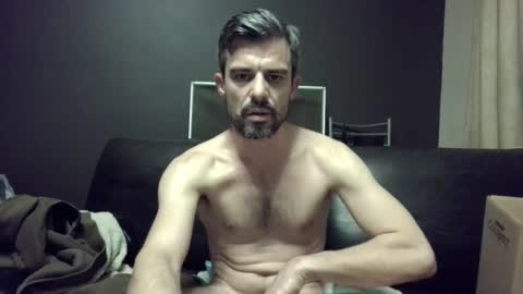 Snapshot of vuiljoske chatting on 02/12/25, 07:35 CBNewGuy online show from 02/12/25, 07:35