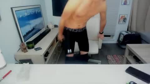 Vulgaralex320 online show from 02/04/25, 03:54