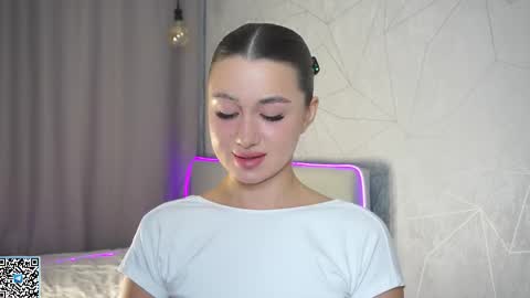 Ethal - thank you for thumb up online show from 10/05/25, 01:37