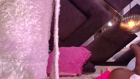 Snapshot of vvioleta_ chatting on 01/07/25, 09:07 Violeta online show from 01/07/25, 09:07
