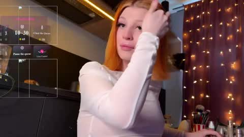 Snapshot of vynila chatting on 05/09/26, 10:53 ILONA A week goal new laptop online show from 05/09/26, 10:53