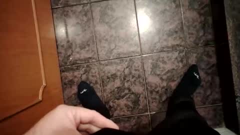 Snapshot of w55108690 chatting on 11/06/25, 04:19 w55108690 online show from 11/06/25, 04:19