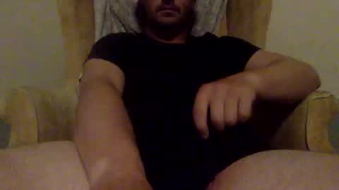 Snapshot of w988358 chatting on 05/16/26, 04:42 w111111 online show from 05/16/26, 04:42