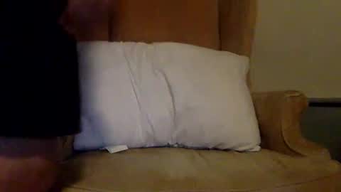 Snapshot of w988358 chatting on 05/20/26, 11:44 w111111 online show from 05/20/26, 11:44