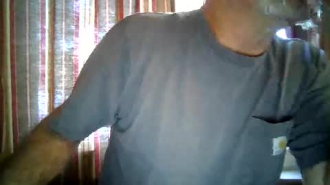 Snapshot of wahassa chatting on 10/25/25, 02:56 wahassa online show from 10/25/25, 02:56