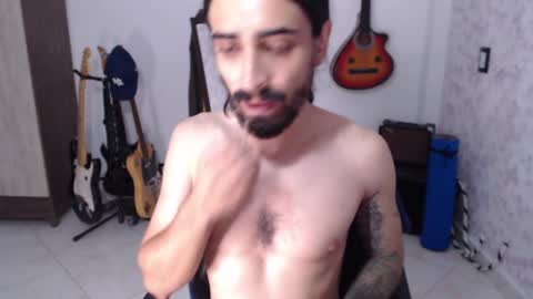 Snapshot of wake_and_bakee chatting on 12/24/24, 10:17 John online show from 12/24/24, 10:17