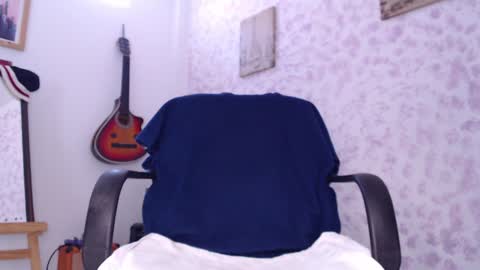 Snapshot of wake_and_bakee chatting on 01/13/25, 04:08 John online show from 01/13/25, 04:08