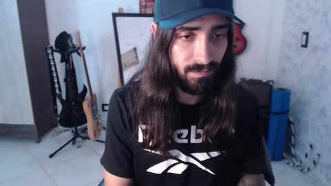 Snapshot of wake_and_bakee chatting on 02/14/25, 08:48 John online show from 02/14/25, 08:48