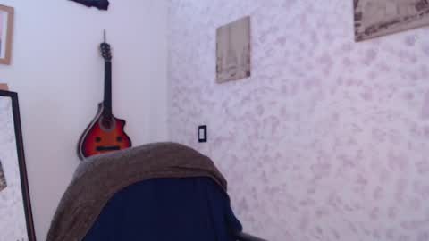 Snapshot of wake_and_bakee chatting on 02/21/25, 06:48 John online show from 02/21/25, 06:48