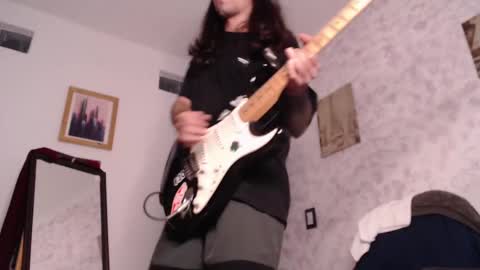 Snapshot of wake_and_bakee chatting on 03/04/25, 02:06 John online show from 03/04/25, 02:06