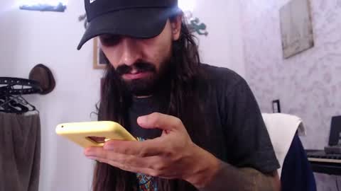 Snapshot of wake_and_bakee chatting on 07/01/26, 07:35 John online show from 07/01/26, 07:35