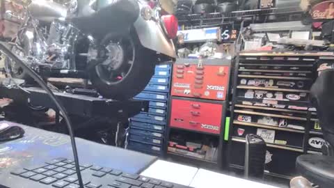 Snapshot of wakesblowinclouds chatting on 11/23/25, 05:18 wakesblowinclouds online show from 11/23/25, 05:18