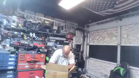 Snapshot of wakesblowinclouds chatting on 12/05/25, 10:46 wakesblowinclouds online show from 12/05/25, 10:46