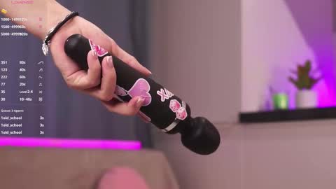  Lina online show from 10/09/25, 05:27