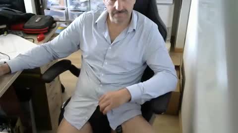 waldo7267 online show from 04/24/26, 07:44