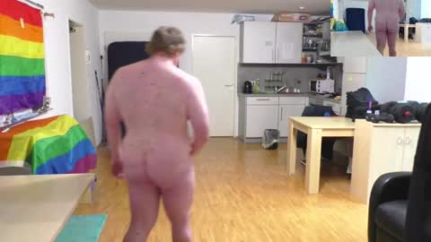 Yarlim online show from 10/28/25, 02:42