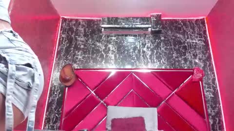 waleska   online show from 02/07/26, 11:47