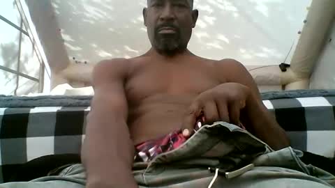 Snapshot of waleswusup chatting on 11/19/25, 06:08 Champion Lover online show from 11/19/25, 06:08