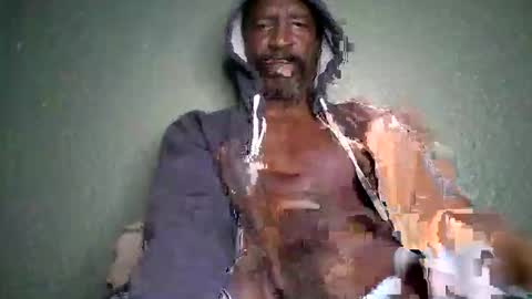 Snapshot of waleswusup chatting on 01/14/26, 05:24 Champion Lover online show from 01/14/26, 05:24