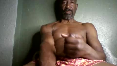 Snapshot of waleswusup chatting on 02/24/26, 10:46 Champion Lover online show from 02/24/26, 10:46