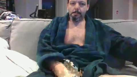 Snapshot of walker033 chatting on 12/03/24, 08:16 walker033 online show from 12/03/24, 08:16