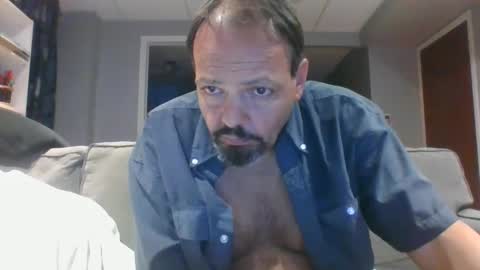 Snapshot of walker033 chatting on 09/20/25, 02:34 walker033 online show from 09/20/25, 02:34