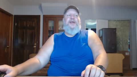Snapshot of walkingbird chatting on 07/17/26, 09:41 walkingbird online show from 07/17/26, 09:41