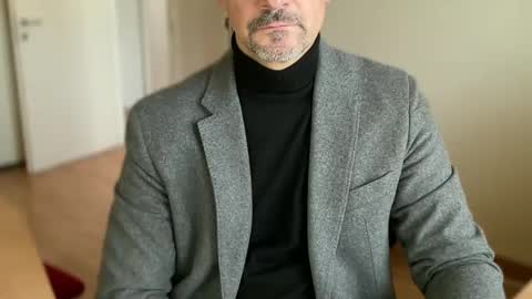 Snapshot of walky78 chatting on 12/13/24, 10:41 walky78 online show from 12/13/24, 10:41