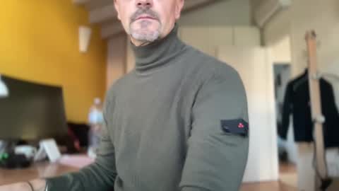 Snapshot of walky78 chatting on 12/20/24, 07:55 walky78 online show from 12/20/24, 07:55