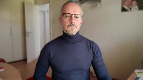 Snapshot of walky78 chatting on 02/21/25, 07:45 walky78 online show from 02/21/25, 07:45