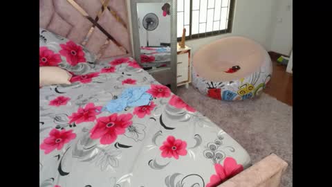 wallie117 online show from 04/27/26, 05:44