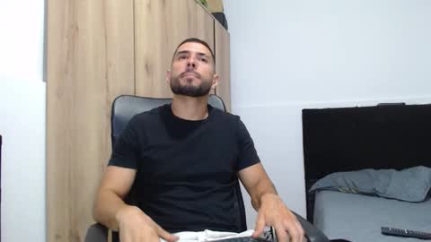 WALTER BROWN  online show from 11/18/25, 04:22