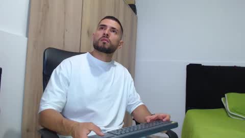 WALTER BROWN  online show from 11/30/25, 05:06