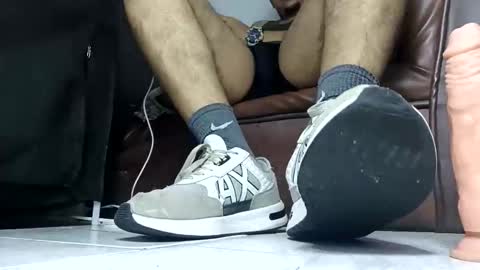 Snapshot of waltherfeet_ chatting on 05/16/26, 03:11 WaltherFeet online show from 05/16/26, 03:11