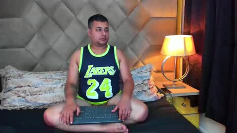 Wanda and Ember online show from 03/07/25, 02:36