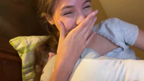 Wendy. Hello Honeys Ill see you 2nd 5th 7th this week love you3 online show from 09/12/25, 02:00