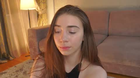 hello guys im Lilian online show from 02/05/26, 03:11