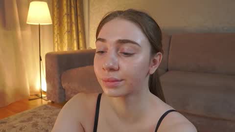 hello guys im Lilian online show from 02/17/26, 03:14