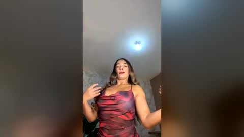 Snapshot of wandathompson_ chatting on 07/17/26, 11:06 Wanda online show from 07/17/26, 11:06