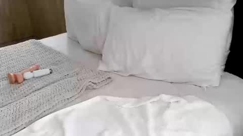 wanderlustgaal online show from 10/18/25, 06:19