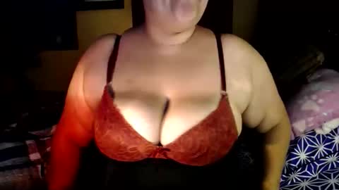 Snapshot of wangda2401 chatting on 03/01/26, 11:01 wangda online show from 03/01/26, 11:01