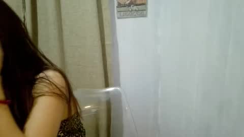 wangi_wangi online show from 11/15/25, 10:01