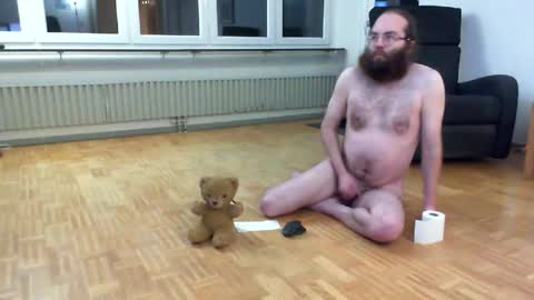 Snapshot of wantsahug chatting on 11/29/25, 10:57 wantsahug online show from 11/29/25, 10:57