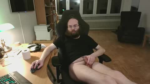 Snapshot of wantsahug chatting on 02/15/26, 10:17 wantsahug online show from 02/15/26, 10:17