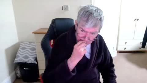 wanttobefree90 online show from 06/05/26, 08:14