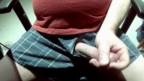 Snapshot of warguy101 chatting on 12/16/24, 03:30 warguy101 online show from 12/16/24, 03:30