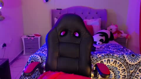 EMILY online show from 01/07/25, 10:01