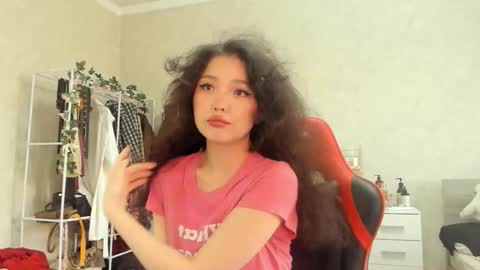 Snapshot of wastforu chatting on 02/17/26, 10:23 wastforu online show from 02/17/26, 10:23