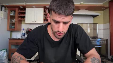 wearetwo online show from 11/26/25, 03:46